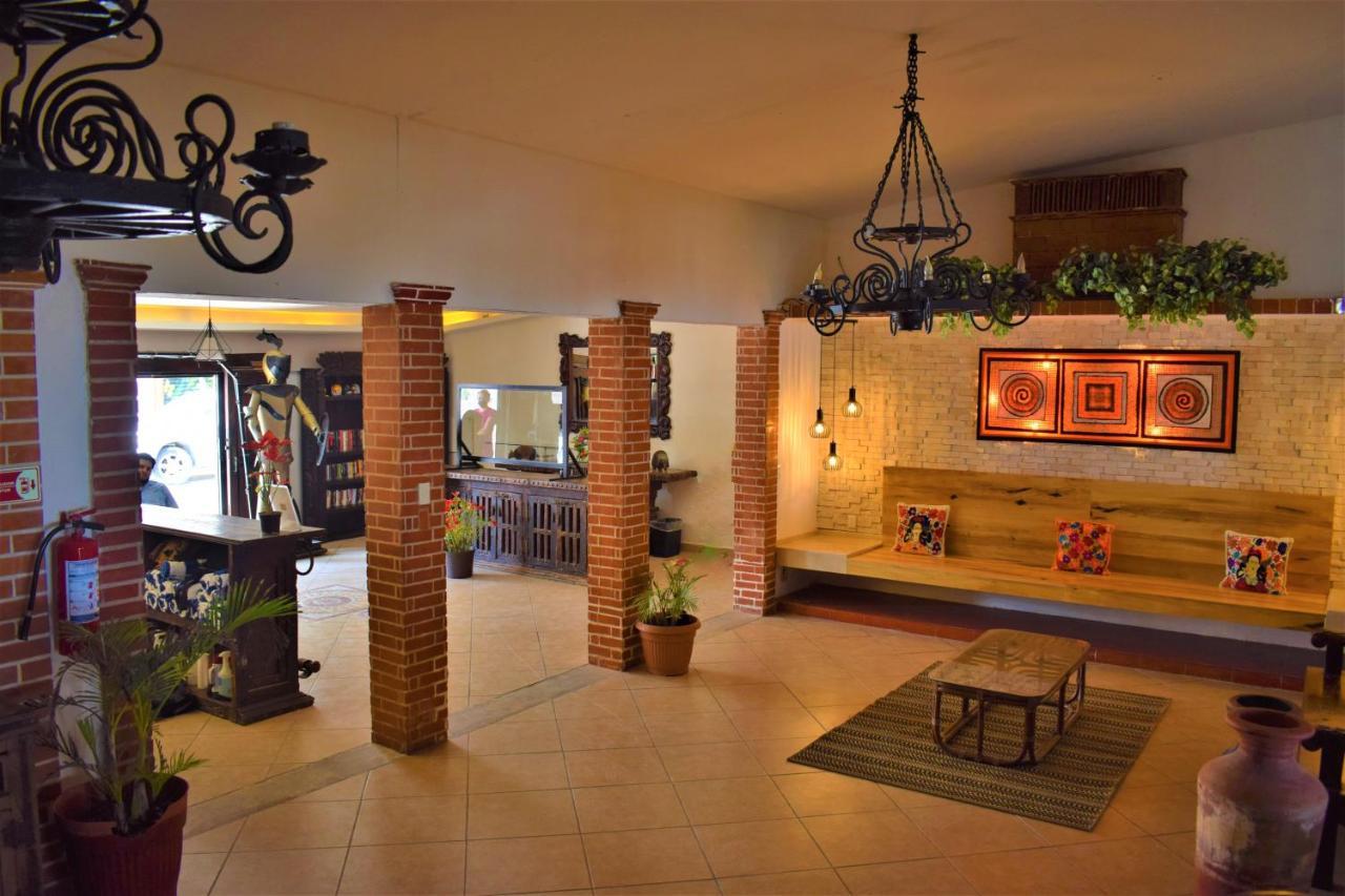 Hacienda Morelos Beachfront Hotel Puerto Morelos Dış mekan fotoğraf