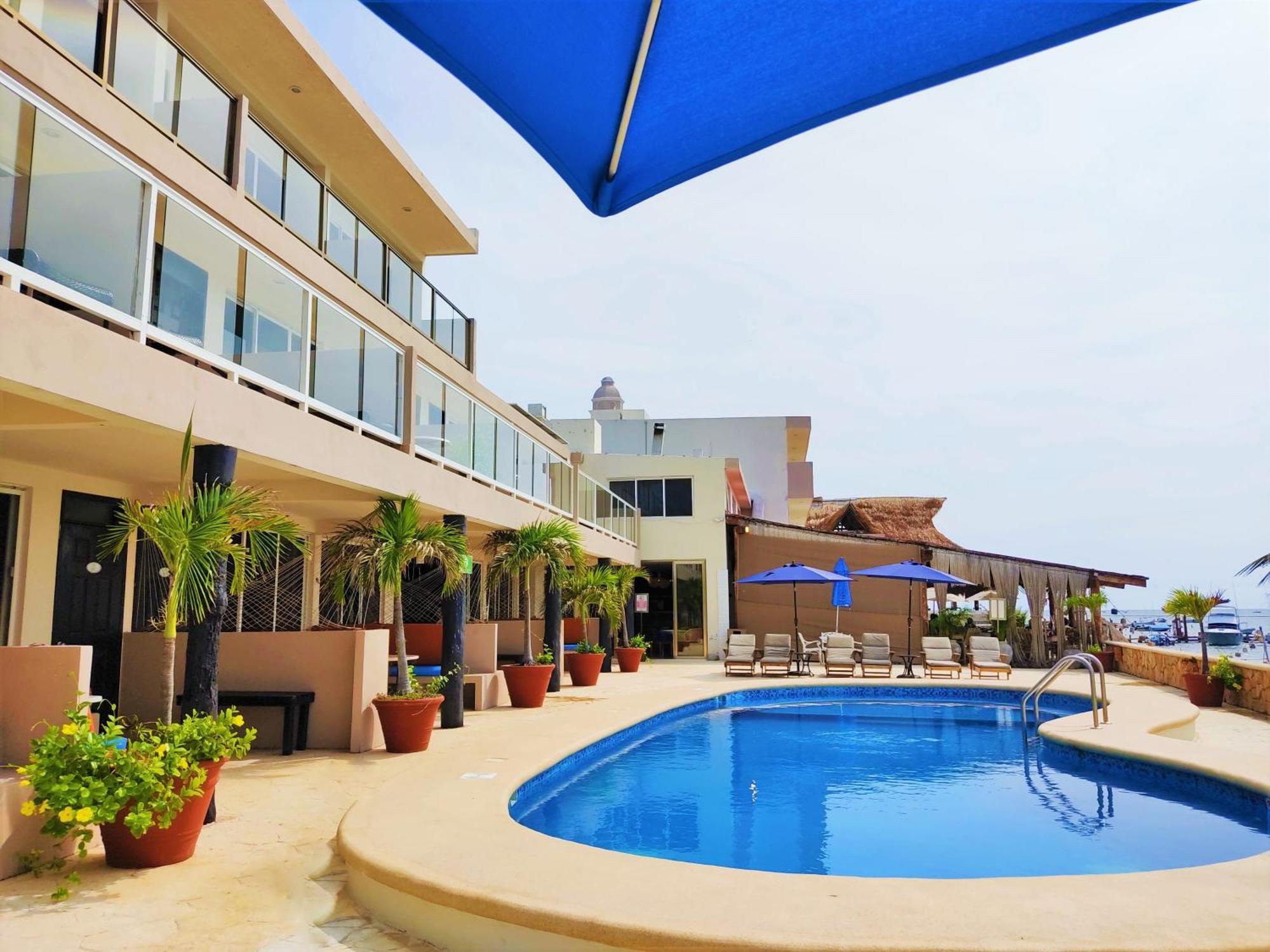 Hacienda Morelos Beachfront Hotel Puerto Morelos Dış mekan fotoğraf